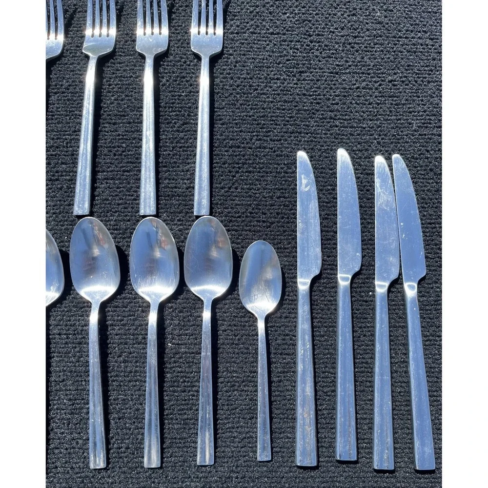 Oneida seventeen piece